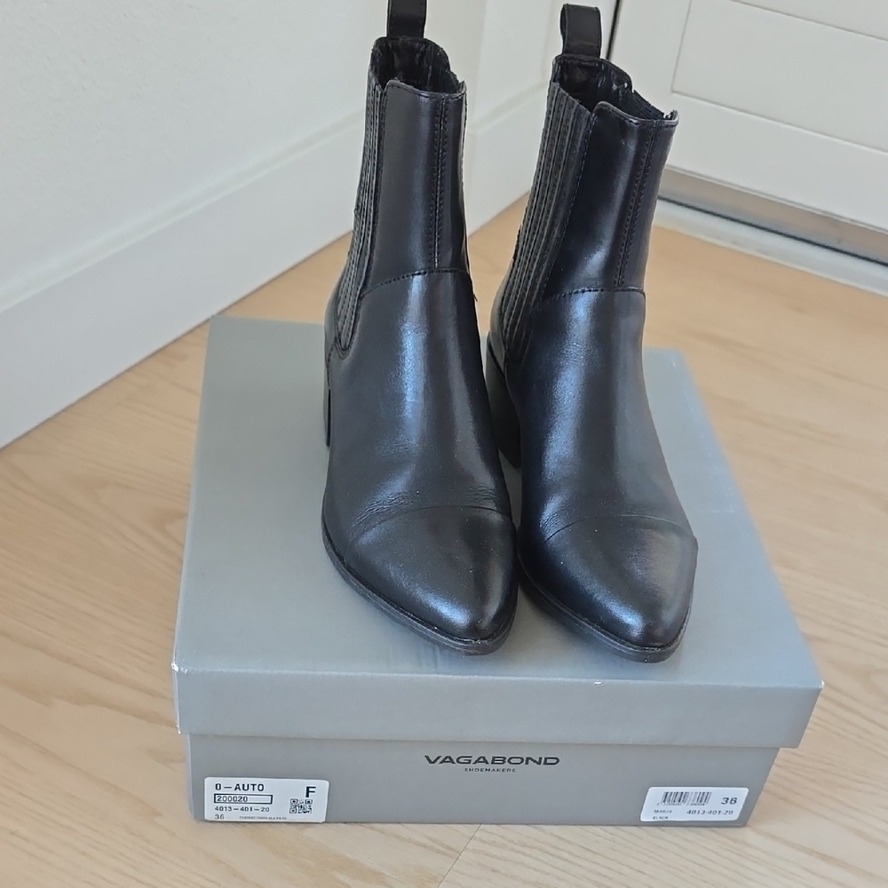 Vagabond Black Boots